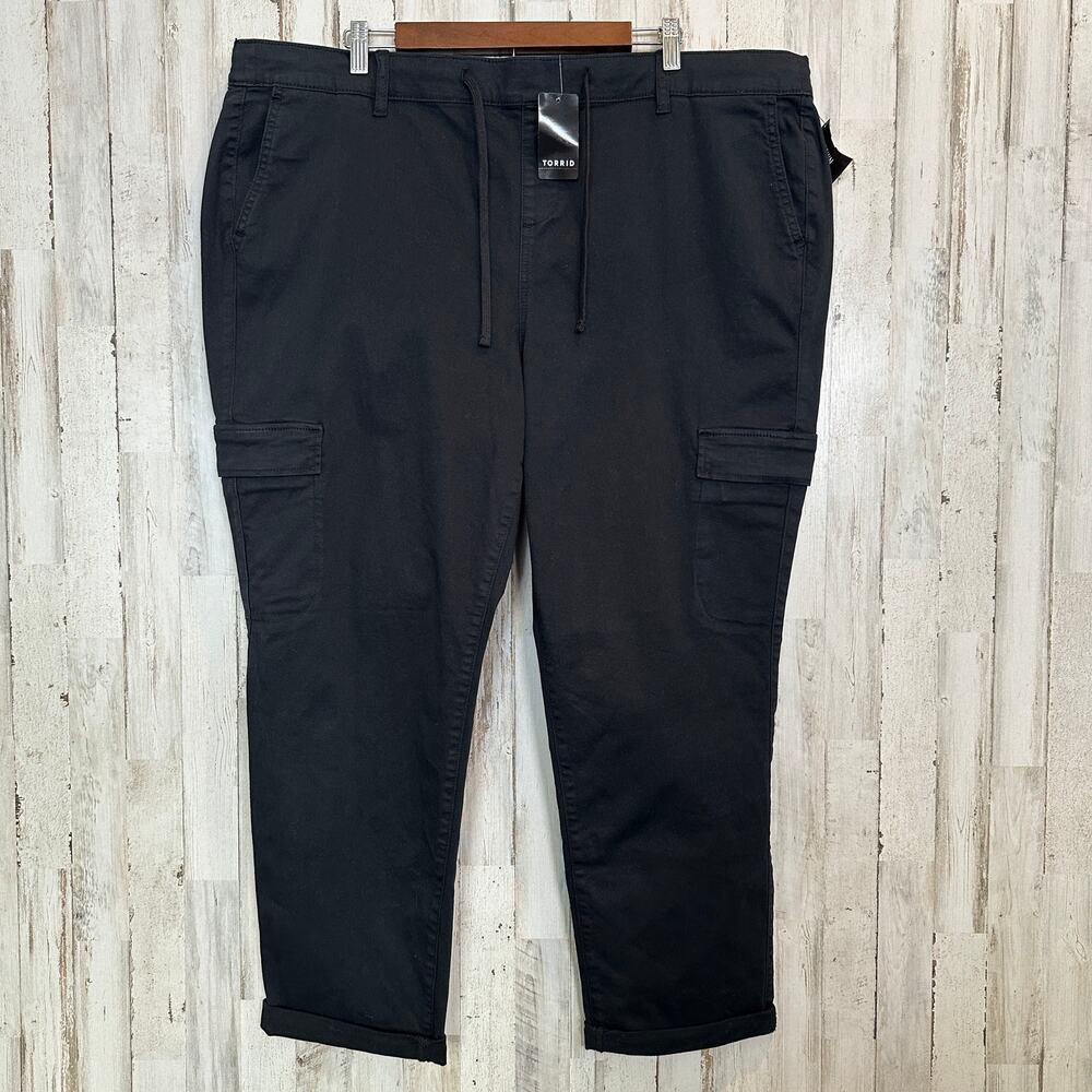 NWT Torrid Pull On Weekend Straight Stretch Twill Cargo Pants 3XL Black Comfort